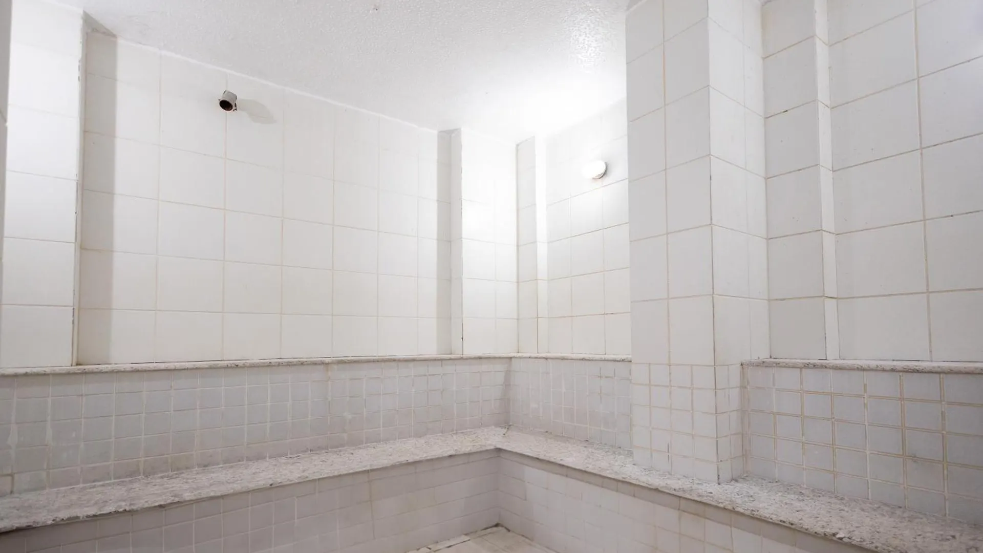 Hot Springs Hotel - Bvtur Caldas Novas